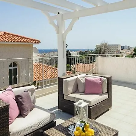 Oceanview Luxury 060 *