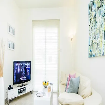 Oceanview Luxury 060 * Πρωταράς